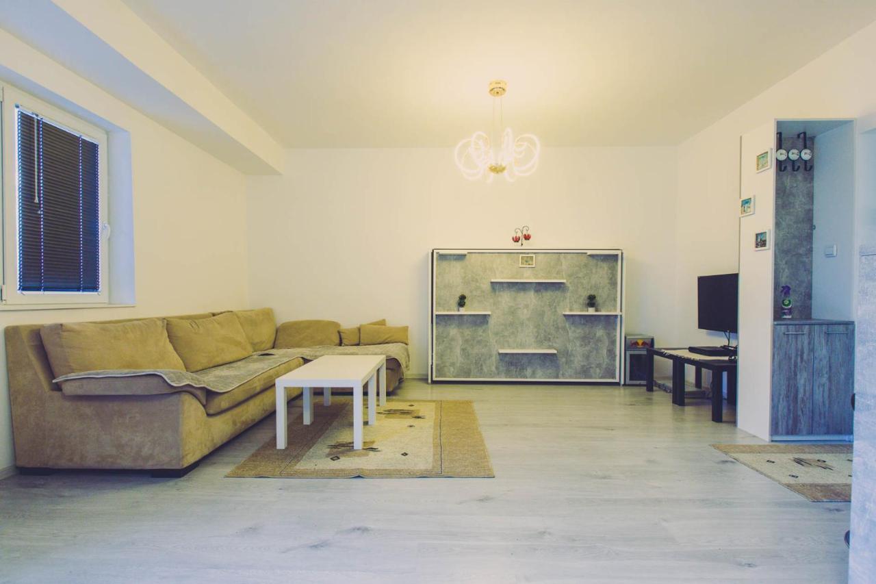 Hristovi Apartments Skopje Exterior photo